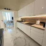 Exclusivity, Luxury And Sea View With 2 Bedrooms Appartamento