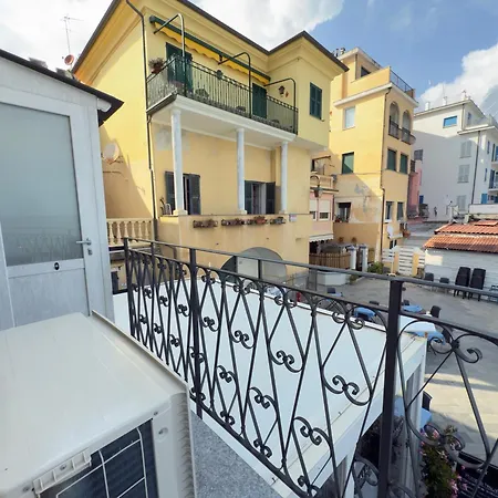 Exclusivity, Luxury And Sea View With 2 Bedrooms Appartamento