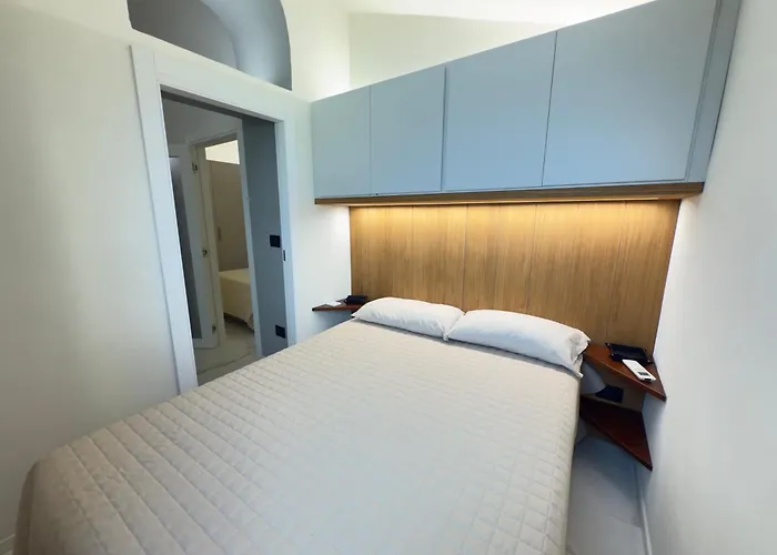 Exclusivity, Luxury And Sea View With 2 Bedrooms 阿拉西奥